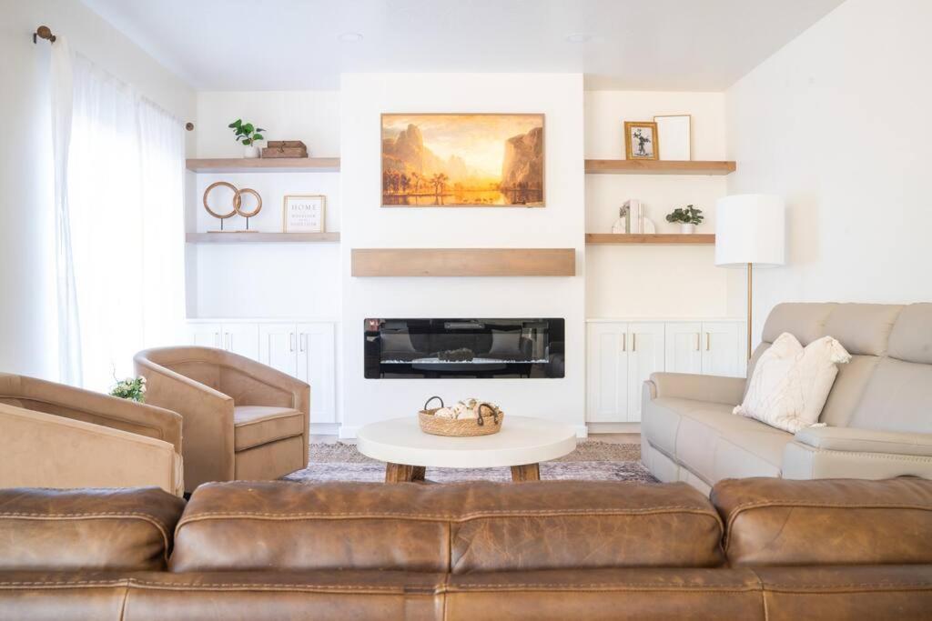 Rustic Gold Retreat Villa Кейнаб Екстериор снимка